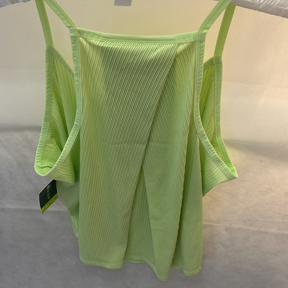 NWT Tek Gear Workout Top Sleeveless Brisk Mint, Size XL Lightweight, Relaxed fit - Picture 8 of 8